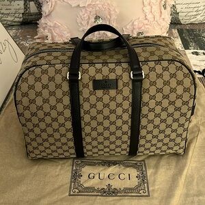 Gucci Unisex Classic Luggage Original GG
NWT
Canvas Carry On Duffle Travel​